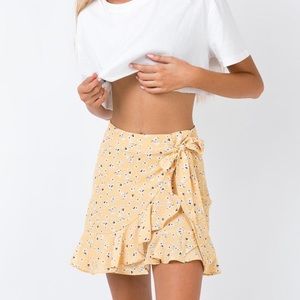 Yellow Princess Polly Mini Skirt “Zecca Mini Skirt Yellow” size 4